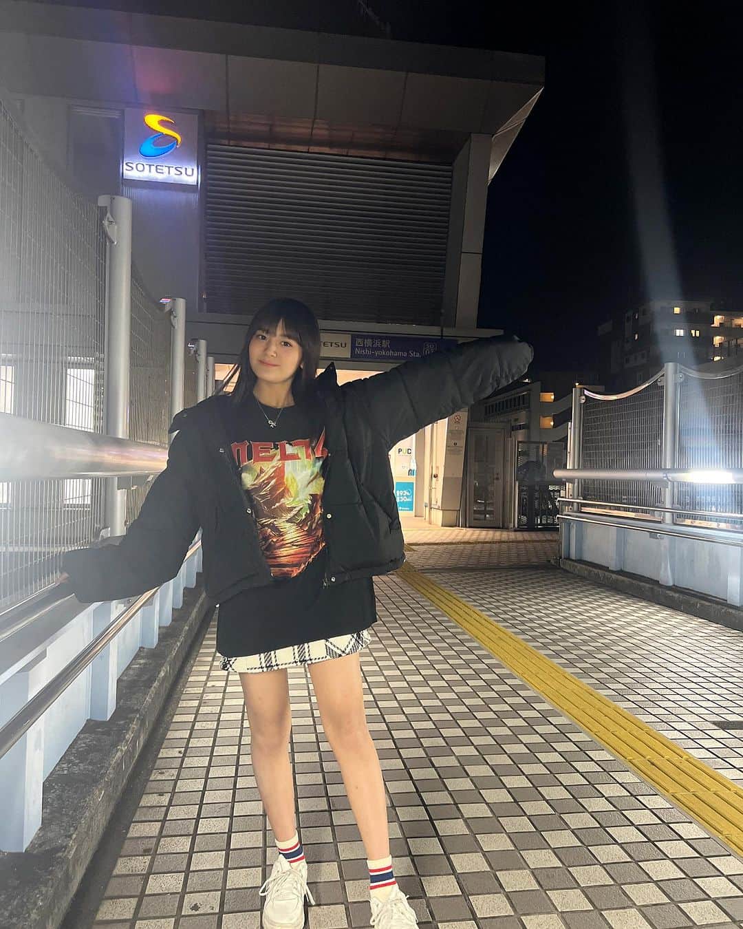 伊與田綾音さんのインスタグラム写真 - (伊與田綾音Instagram)「久しぶりの全身ショット📸💖 クリスマスが近づいてきてるね🥹🥹  #全身ショット #クリスマス #伊與田綾音 #09 #中学3年生」12月13日 18時15分 - ayane_2136