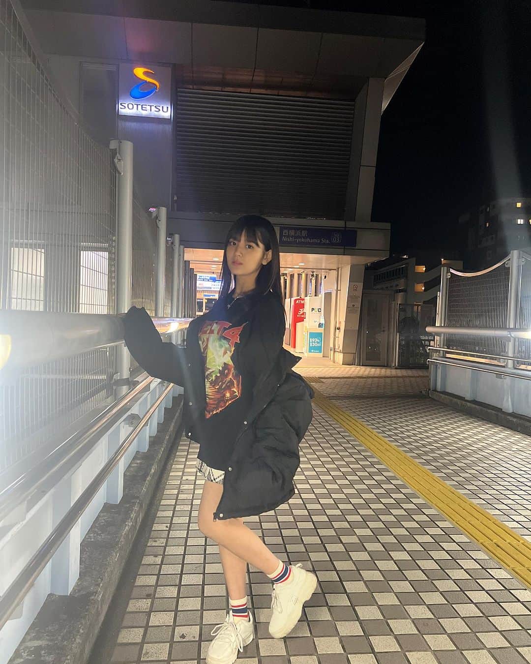 伊與田綾音さんのインスタグラム写真 - (伊與田綾音Instagram)「久しぶりの全身ショット📸💖 クリスマスが近づいてきてるね🥹🥹  #全身ショット #クリスマス #伊與田綾音 #09 #中学3年生」12月13日 18時15分 - ayane_2136