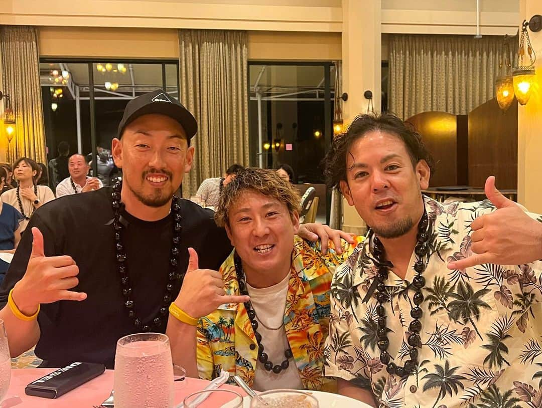 杉本裕太郎さんのインスタグラム写真 - (杉本裕太郎Instagram)「ハワイ①🌺  #ハワイ #アロハ #ピンクのパンケーキ #おすすめグルメあれば教えてください」12月13日 18時43分 - 99tarosu345