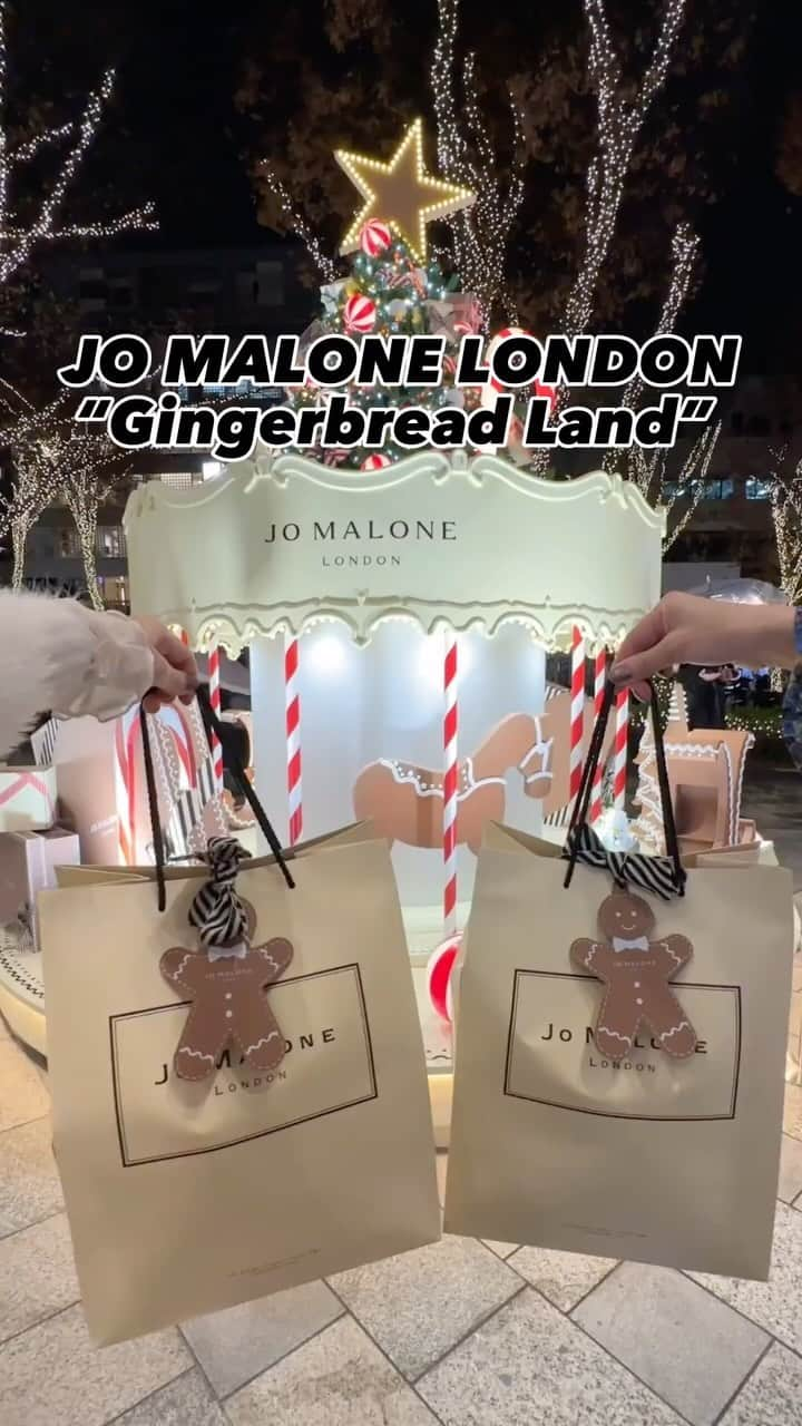 sweetieのインスタグラム：「JO MALONE LONDON “Gingerbread Land” ポップアップが 12/14(木)〜25(月) 期間限定で 表参道ヒルズB3Fスペースオーで開催✨  もうすぐクリスマス🎄🍭🍪 足を踏にみ入れるとそこはまるで お菓子の国に迷い込んだように めちゃめちゃ可愛い世界観でした〜🤍  ジンジャーブレッドマンと一緒に撮影したり ARで変身して動画がとれたり スペシャルコンテンツが楽しめます♪  もちろんジョーマローンの香りも楽しめて 来場者＆購入特典があってり SNS投稿キャンペーンは 数量限定でプレゼントがもらえるみたい🎁　  事前予約はLINE公式アカウントから！ 入場無料で予約制なので早めにチェックしてみてね🫶 ┈┈┈┈┈┈┈┈┈┈┈ #JoMaloneLondon#JustBecause#SeasonOfScent#ジョーマローンロンドン#ジンジャーブレッドランド#ジョーマローン#フレグランス#新作コスメ2023#デパコス#表参道イベント#表参道ヒルズ#美容イベント#香りのある暮らし#クリスマス#クリスマスプレゼント#クリスマス準備#ニコイチ姉妹 プレスプレビューにお招き頂きました」