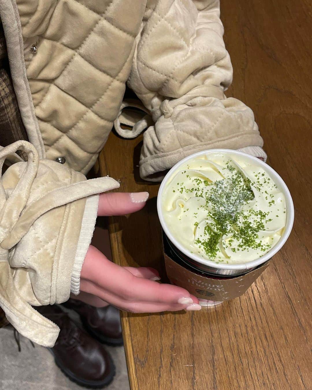 新田湖子さんのインスタグラム写真 - (新田湖子Instagram)「ピスタチオ美味しすぎました...」12月13日 19時00分 - coconitta0809