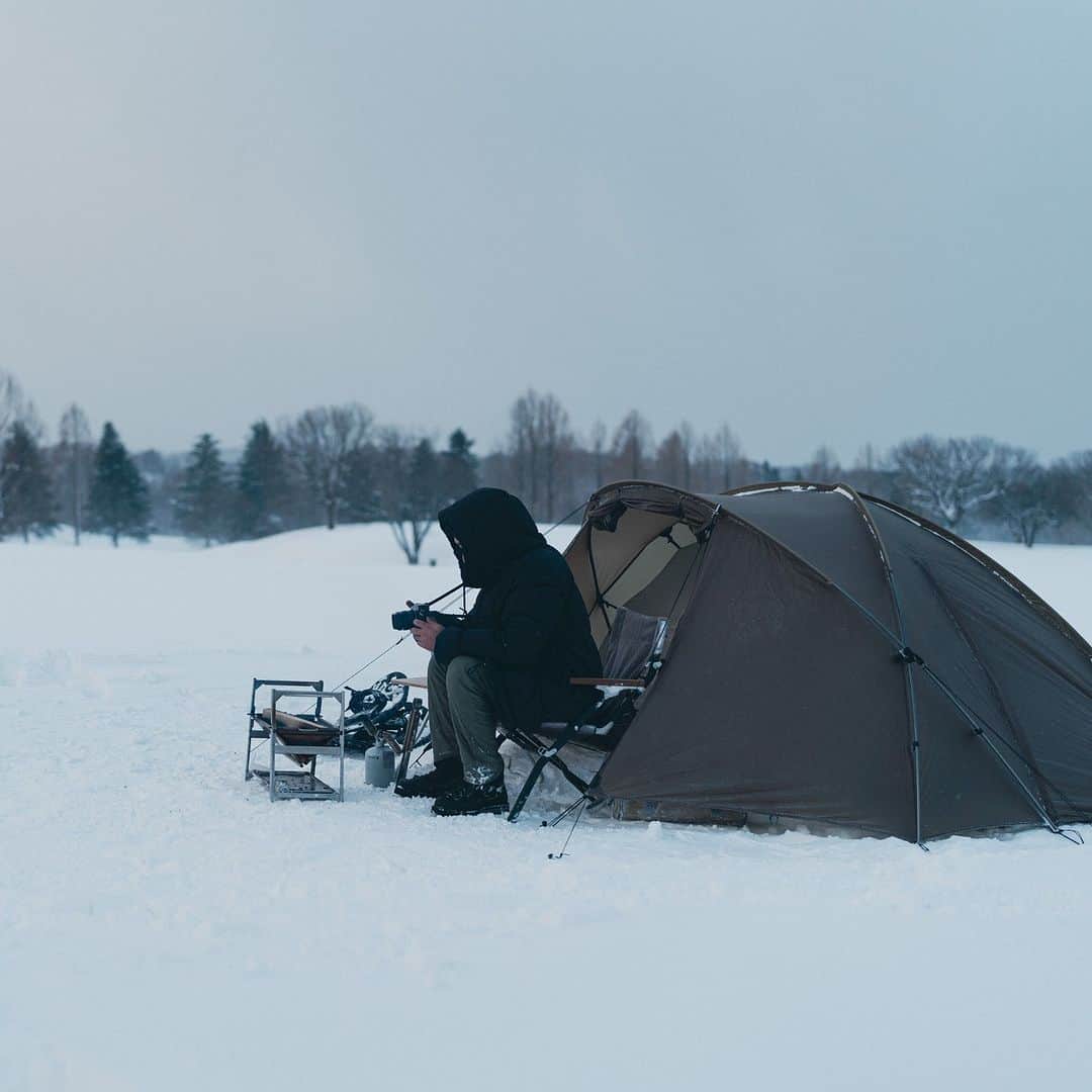 Snow Peakのインスタグラム：「人生に、野遊びを。  . #noasobicafe  embrace your nature  . #snowpeak #outdoor #camping #스노우피크 #캠프 #スノーピーク #キャンプ #アウト #冬キャンプ #野遊び #人生に野遊びを」