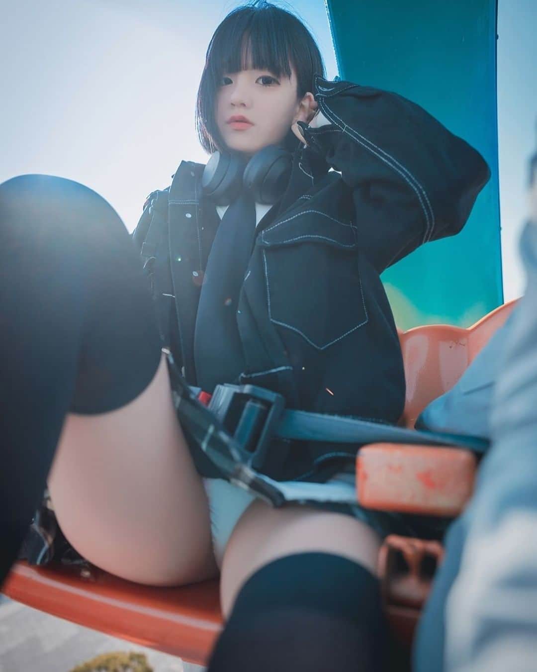 キュートな女性アイドルのインスタグラム：「✨ Follow for the ultimate aesthetic experience! ✨  📸 Model: @jen2jen2_ 🌸  🌸 Don’t miss out on the amazing content of our second page! Follow @girls.cos for more! 🌸  🌺 Just a reminder, our talented admin is also a girl! Give some love to @lewdgarden 🌺  ✨ All rights belong to their creators. No copyright infringement intended ✨  💫 Feel free to reach out to me if there are any issues 💫」