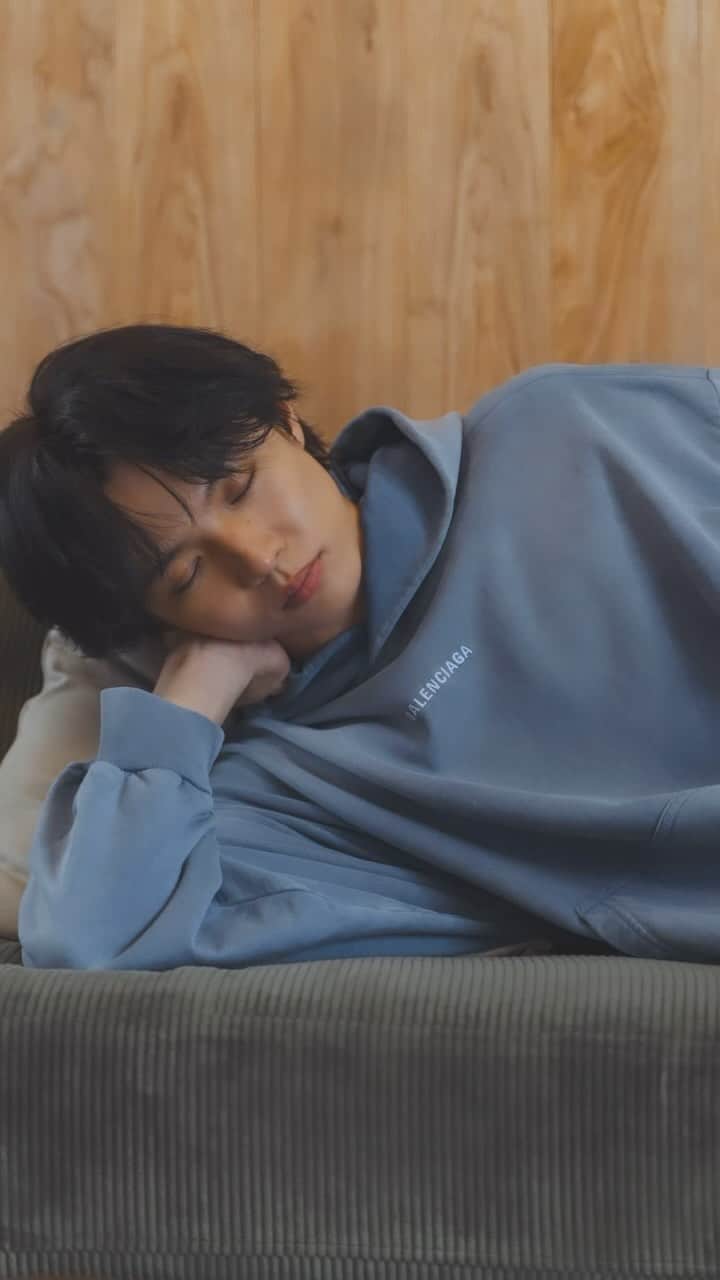 佐藤大樹のインスタグラム：「最近の私服たちー ◡̈  Outfits of the week ! 이번주 내 옷!」
