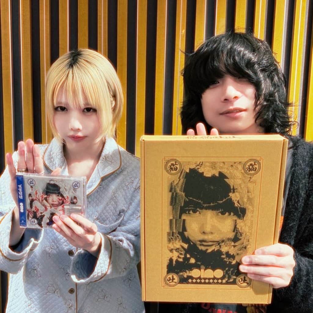 あのちゃんさんのインスタグラム写真 - (あのちゃんInstagram)「あののオールナイトニッポン0 ゲストはクリープハイプ 尾崎世界観さんでした。僕の語彙力じゃ何も説明はつきませんので聞いてください。Spotifyで聞き返せます。  そして来年2024年のZeppツアー、大阪・名古屋と2DAYS クリープハイプとanoで対バンライブいたします。わーい。何&卒よろしゅう。」12月13日 19時29分 - a_n_o2mass