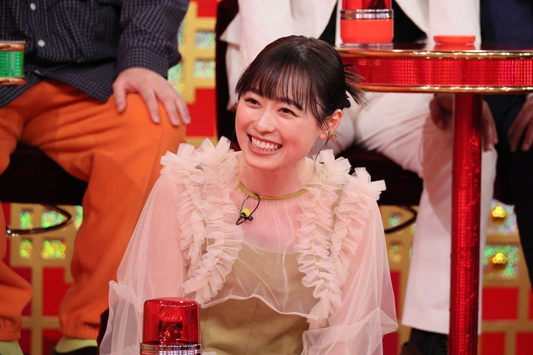 日本テレビ「THE突破ファイル」さんのインスタグラム写真 - (日本テレビ「THE突破ファイル」Instagram)「【スタジオにはこの方🙌】  3年ぶりのスタジオ登場！ #福原遥 さん💐  念願の初突破なるか？  #突破ファイル 明日よる７時から🌟 今年最後の放送です🎄 お楽しみに〜！」12月13日 20時00分 - toppa_ntv_official