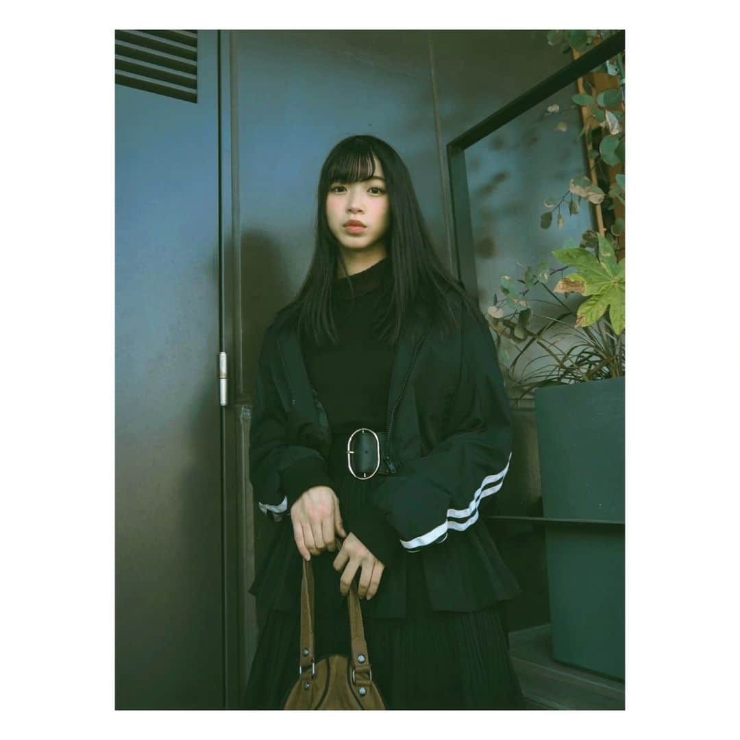 熊井戸花さんのインスタグラム写真 - (熊井戸花Instagram)「こんばんは🌛*° SpRayのこのベルト凄く可愛い(;ᴗ;)(;ᴗ;) ウエストも引き締まって見えるし、脚長効果抜群で愛用中😽♡⁡ ⁡⁡ ⁡https://vt.tiktok.com/ZSNqPbuck/  #熊井戸花  #おはなちゃん  #熊井户花  #テンカラット  #テンカラットプリューム  #高2  #sjk  #japan  #tokyo   #fashion  #coordinate  #code  #ootd」12月13日 20時12分 - kumaido_hana