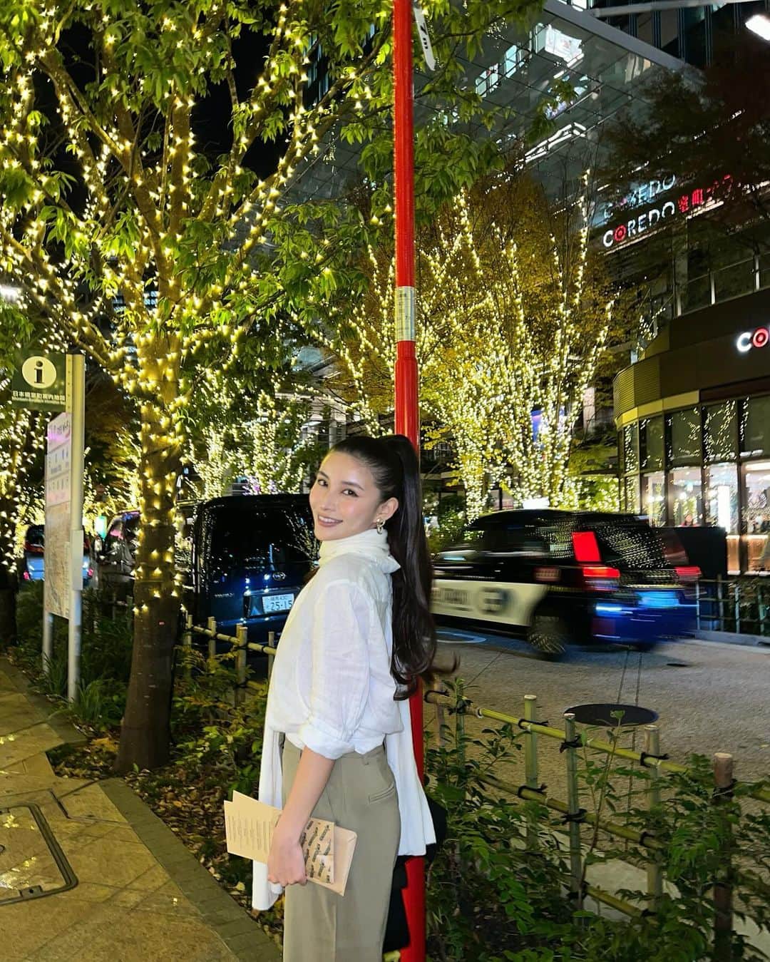 MIRINのインスタグラム：「チートDAY😍🍕 外が綺麗でテンション上がります╰(*´︶`*)╯♡  #ピッツァバーon38th」