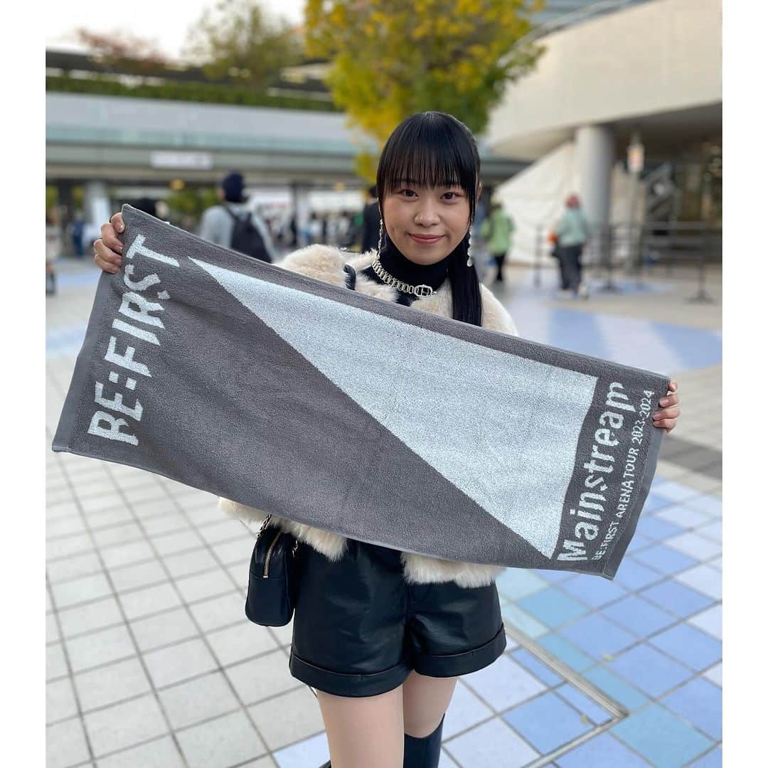 RIONさんのインスタグラム写真 - (RIONInstagram)「今日は朝から学校で、まだ帰れませぬ🥲  帰りの新幹線、寝んようにせんとや、、 寝たらもうおしまいだな🫠笑  でも夕方、ちょっと良いお知らせがあったから、とりあえずそれを考えながら帰ろっと、、笑 これで来年も頑張れる〜✊🏻❤️‍🔥 . .  #拡散希望RTお願いします #拡散希望RT #RION  #音大生　 #エレクトーン  #hikari  #音楽ユニット　 #Libraryconcert #山口県 #徳山駅 #周南市  #徳山駅前図書館　 #山口タレント図鑑　 #シンガーソングライター　 #弾き語り  #フォローお願いします」12月13日 20時24分 - hikaririon