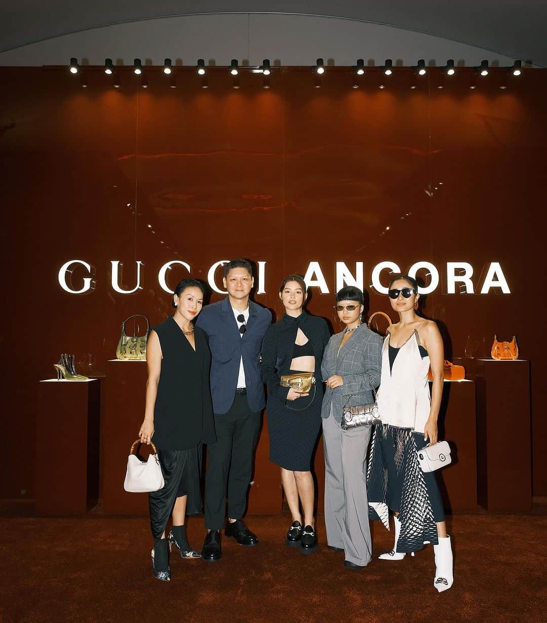 リザ・ソベラーノさんのインスタグラム写真 - (リザ・ソベラーノInstagram)「Gucci Ancora — A story of life 🥀」12月13日 21時23分 - lizasoberano