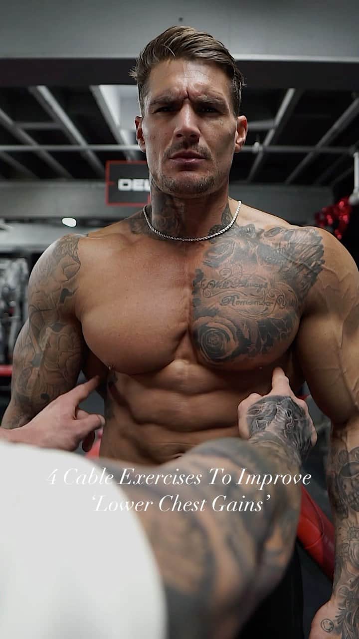 ロス・ディッカーソンのインスタグラム：「Improve your ‘Lower Chest Gains’ with these 4 cable exercises💪#chestday」