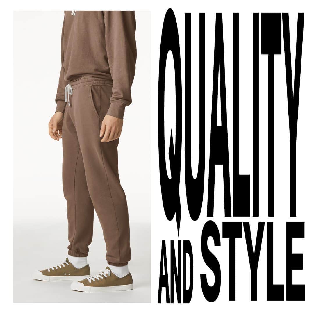 American Apparelのインスタグラム：「More than clothing. Discover your unique style with RF491 ReFlex Fleece Unisex Sweatpants. Shop our full line of colors now through the link in bio. #americanapparel #sweatpants #pants #cozy #casual #style」
