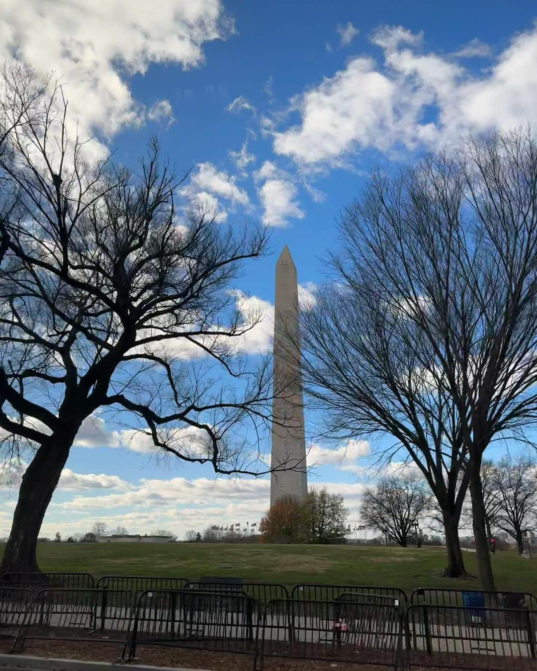 マークのインスタグラム：「#washingtondc 🙏」