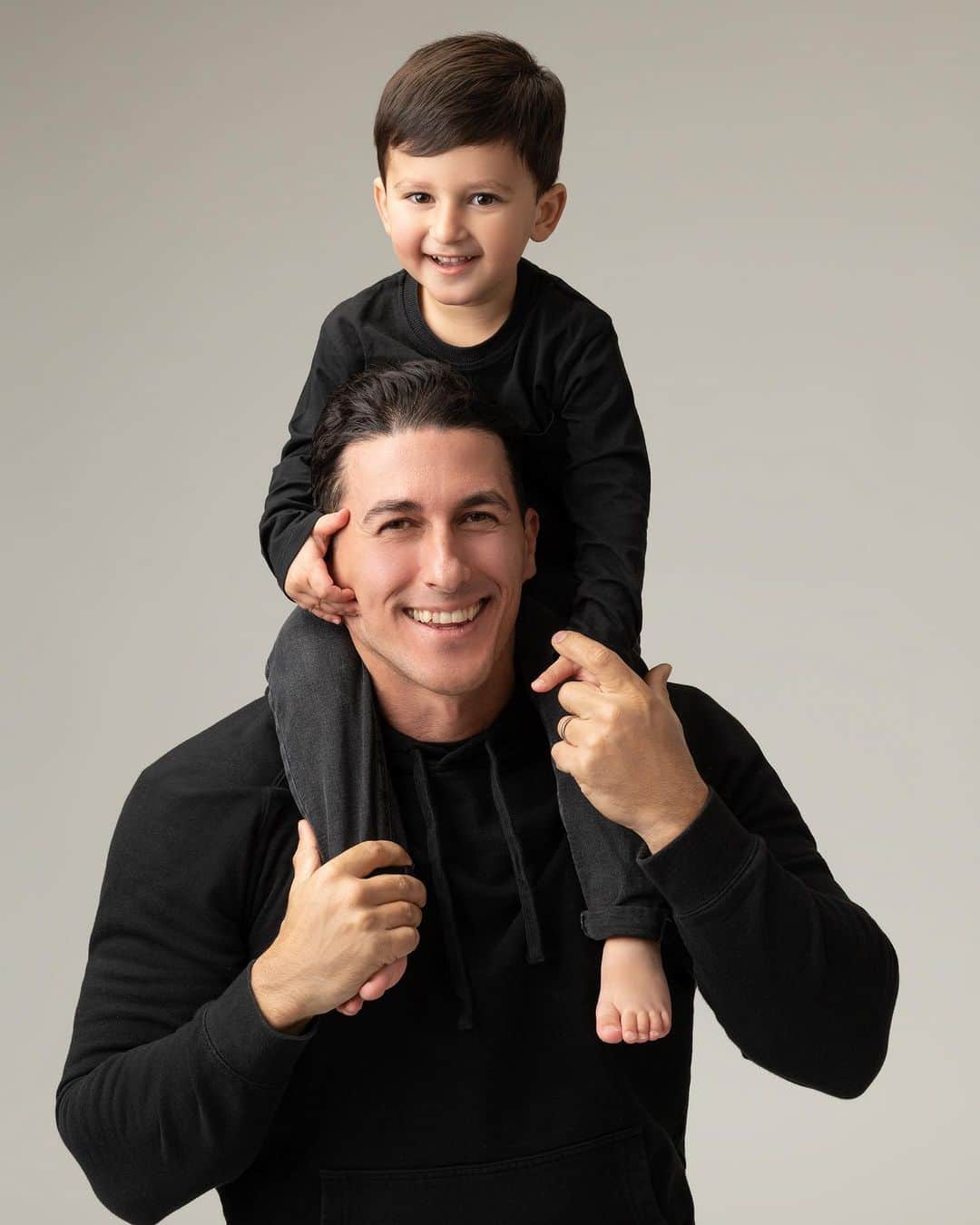 サディク・ハドゾビックのインスタグラム：「I want to be famous in my own home. I want to be the dad that my boy looks at and goes: “man… that’s my dad. If he can do it then so can I”」