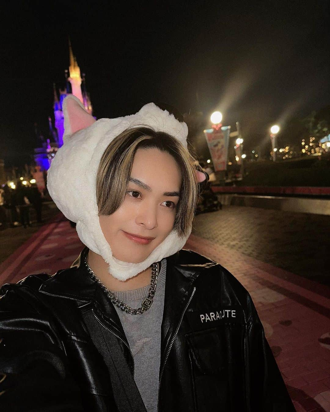 ゆうやさんのインスタグラム写真 - (ゆうやInstagram)「2年ぶりくらいのディズニー🏰」1月10日 21時30分 - mikimikiyuya