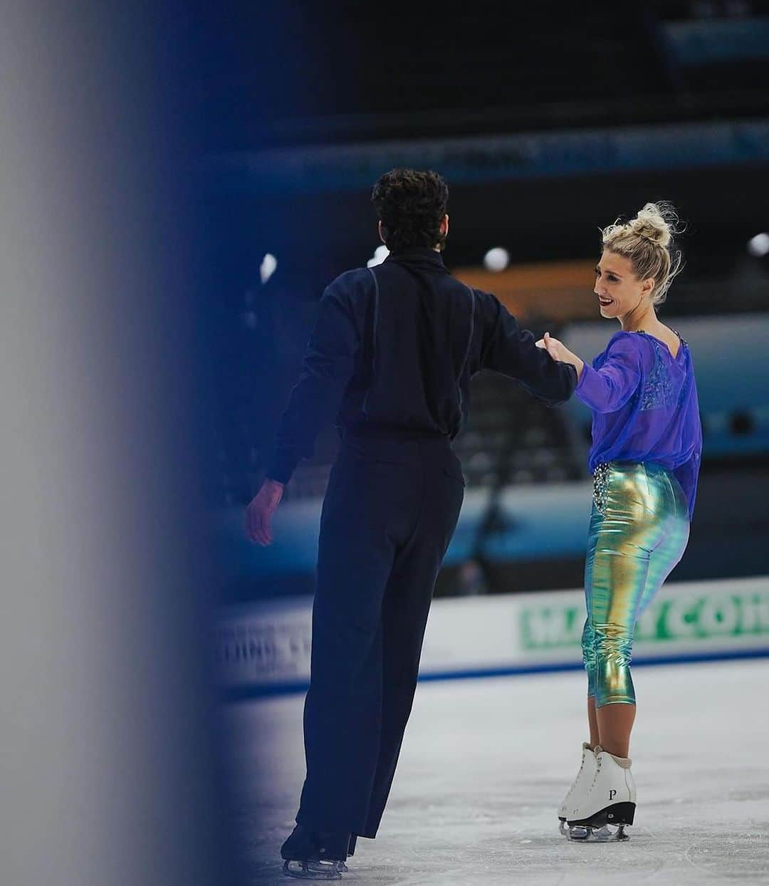 パイパー・ギレスさんのインスタグラム写真 - (パイパー・ギレスInstagram)「Hey Calgary are you ready for us?!? @skate_canada  - - 📸 @yanablumka_fs  #figureskating #icedance #iceskating #figureskatingphotography #skating #ctn24 #competition #letsgo」1月10日 23時38分 - pipergilles