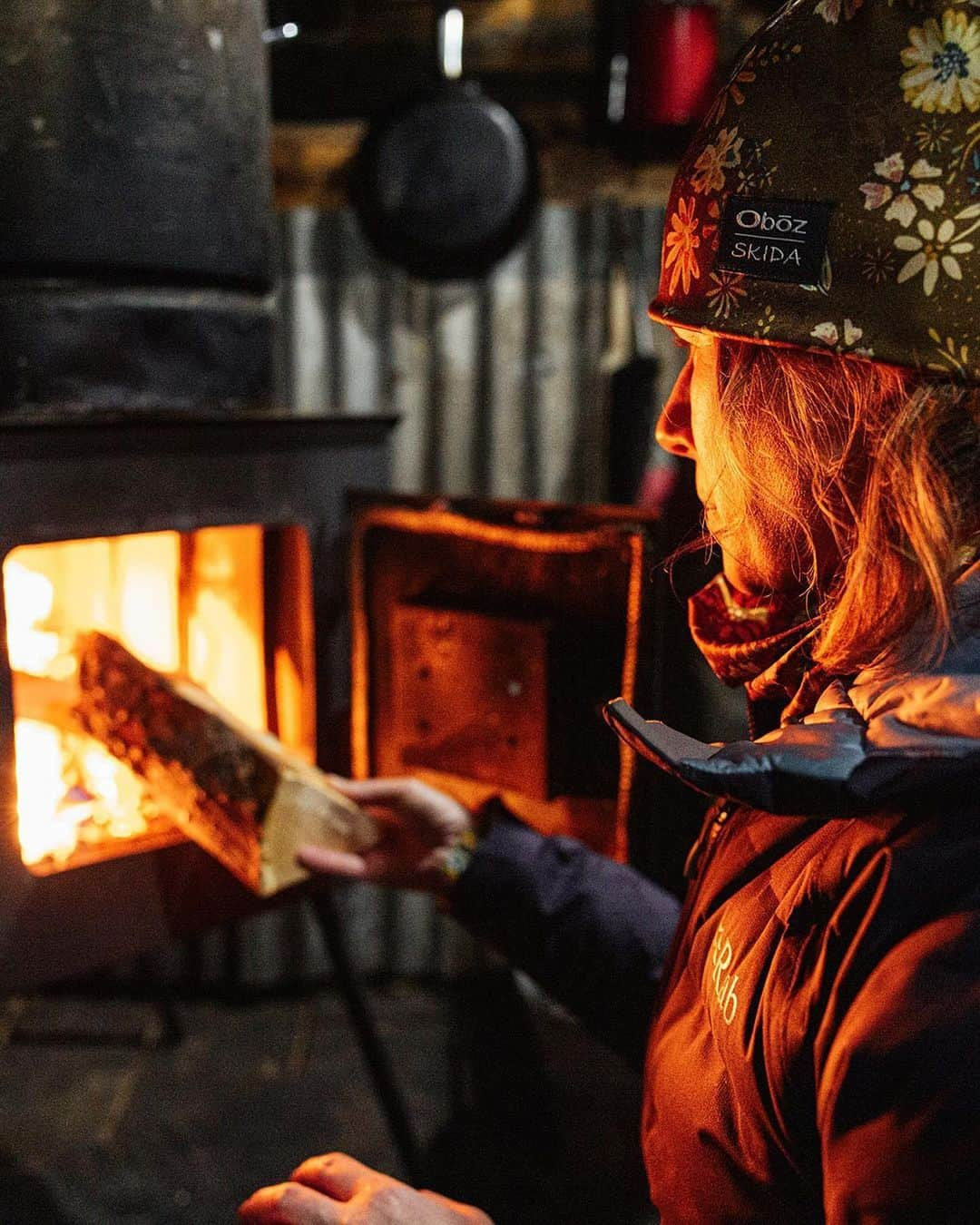 オボズさんのインスタグラム写真 - (オボズInstagram)「POV: Trying to stay warm this week in Montana 🥶  #obozfootwear #truetothetrail」1月11日 3時42分 - obozfootwear