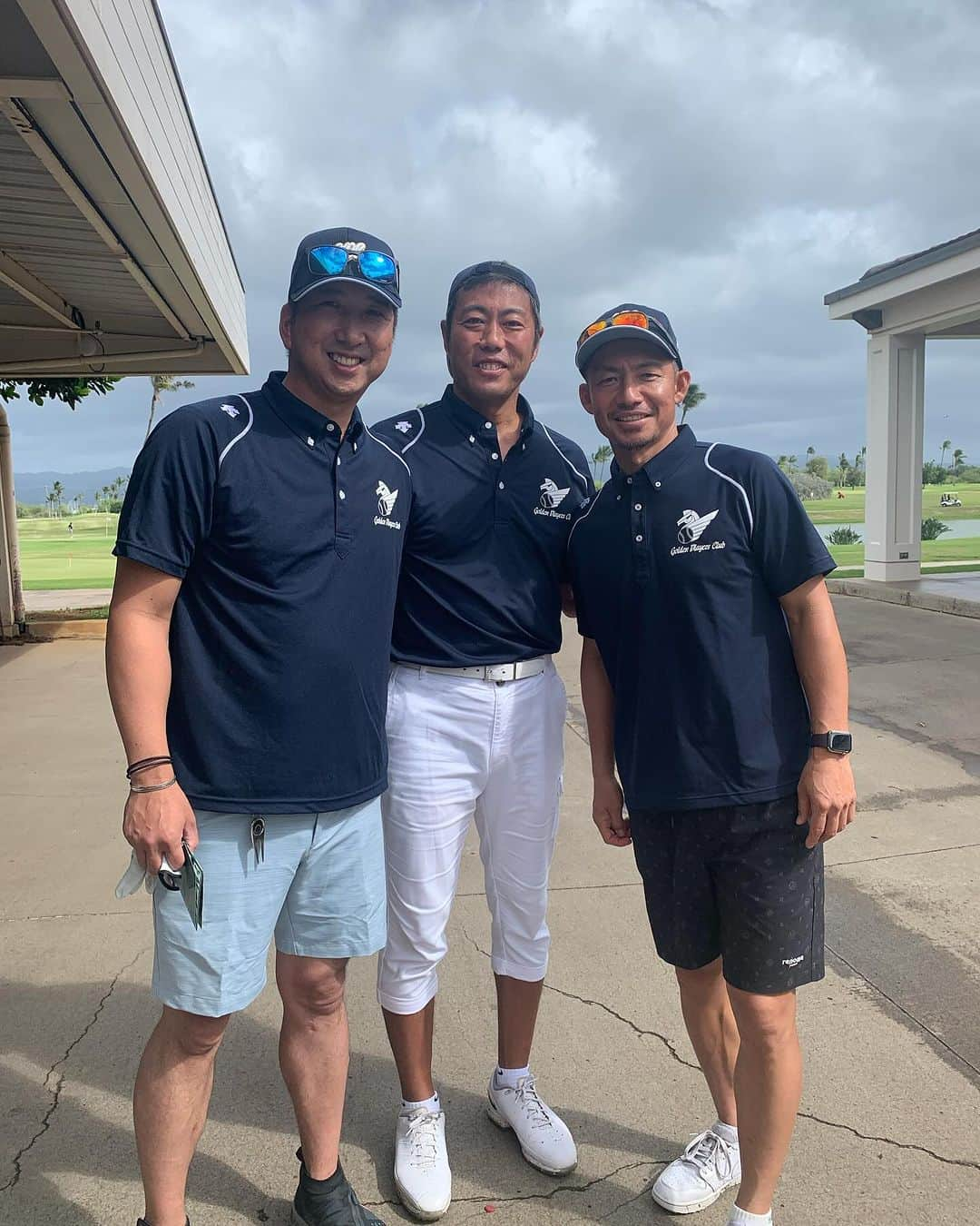 上原浩治さんのインスタグラム写真 - (上原浩治Instagram)「名球会ゴルフ🏌️‍♂️メンバーでした‼️ あと、松原誠さんがいたんだけど、写真撮るとき居なかった😢  抽選で、第一組に球児とトリが…😎  松原さんも面白い方で…最高のメンバーでしたよ‼️ トリがあんな面白い奴とは😆　球児はいつも通り…😂  楽しい名球会になって本当によかったです。 行くまでは、どんな感じか分からないから緊張してました  #松原誠 さん　#藤川球児　#鳥谷敬  #大洋ホエールズ  #阪神タイガース　#読売巨人軍  #ジャイアンツ　#名球会　#ゴルフ　#⚾️ #🏌️‍♂️ #楽しい　#😆  @koji19ueharaのフォローをお願いします  #上原浩治の雑談魂の登録をお願いします   http://www.koji-uehara.netにコメントを」12月19日 8時40分 - koji19uehara