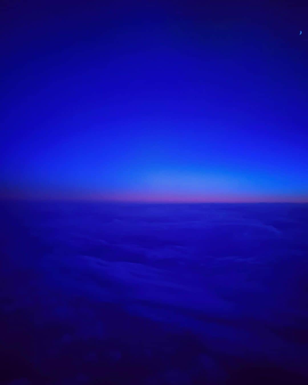 田中彩子さんのインスタグラム写真 - (田中彩子Instagram)「Horizon  Is this what heaven like? 天上はこんな感じかなと思うほど美しい景色でした。」12月19日 3時05分 - ayakotanaka_instaofficial