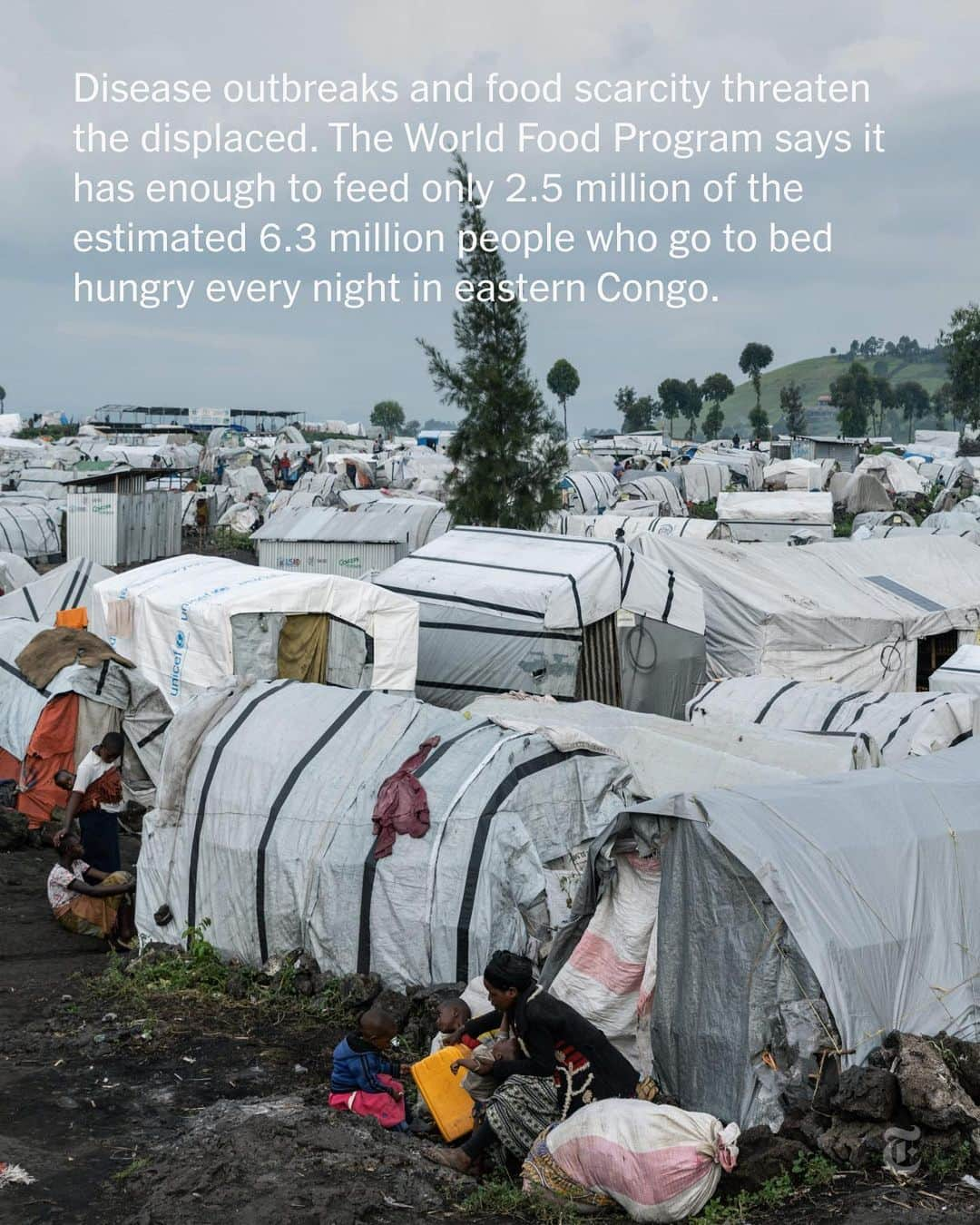 ニューヨーク・タイムズさんのインスタグラム写真 - (ニューヨーク・タイムズInstagram)「Six million people have died and more than six million have been displaced by war in eastern Congo, where a conflict that has dragged on for nearly three decades has created one of the world’s greatest humanitarian crises. It is now lurching into a volatile new phase.  Making sense of the mayhem is not easy. Over 100 armed groups are vying for supremacy across a region of lakes, mountains and rainforests slightly bigger than Florida. Meddlesome foreign powers covet its vast reserves of gold, oil and coltan, a mineral used to make cellphones and electric vehicles. Corruption is endemic. Massacres and rape are common. Amid all that, an election is taking place.  Aid groups struggle to draw attention to the suffering in a country of about 100 million people, even when the numbers affected dwarf those of other crises.  @declanjwalsh, the chief Africa correspondent for The New York Times, and the photographer @arty_bashizi traveled across North Kivu Province in eastern Congo to talk with people affected by the fighting there. Tap the link in our bio to read the full story.」12月19日 4時17分 - nytimes