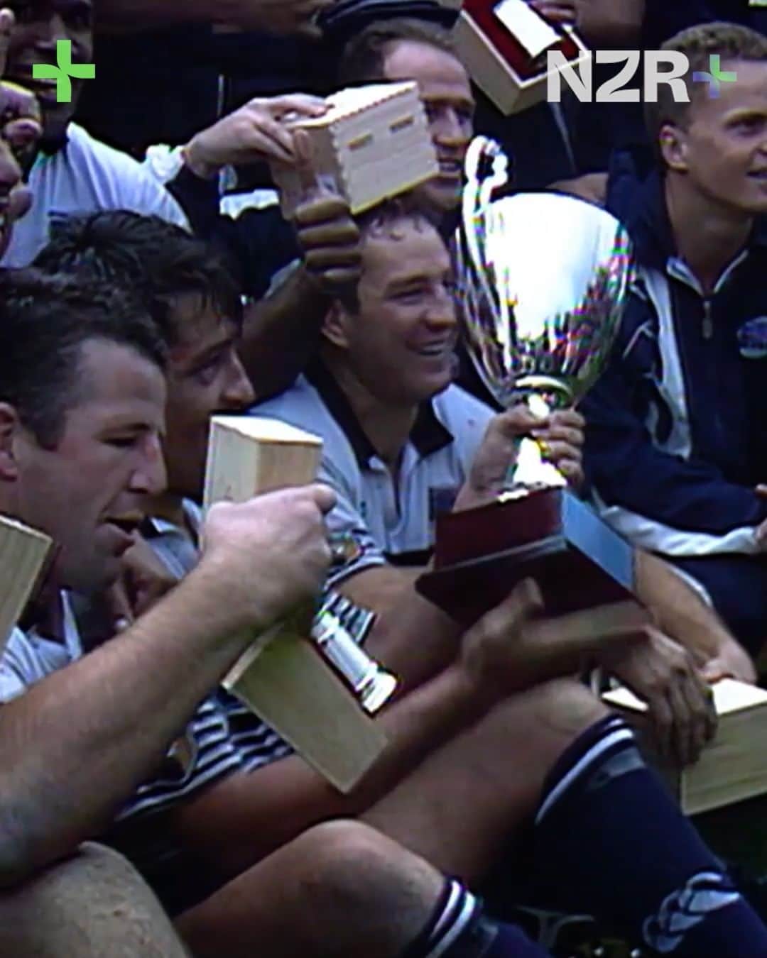 All Blacksのインスタグラム：「Rewind ⏮ 1996 Super Rugby Final: Blues v Sharks  The inaugural Super 12 season in 1996 reached its climax at Eden Park 💪  Watch for free on NZR+ 👉 https://app.nzrplus.com/video/500695?playlistId=17150  #AllBlacks」