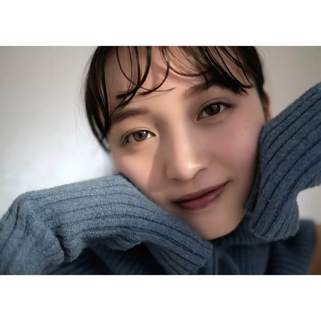 櫻愛里紗のインスタグラム：「22歳になりましたー👧🏻🧡 ⁡ いつも気まぐれな投稿を見ていただきありがとうございます！おかげさまでマイペースに楽しんでできてます🙋‍♀️⭐️ ⁡ ずっとコメントでお話したいと思っていたので！ 20日20:00までのコメントや質問、答えられる範囲で返信させていただきます🫶🏻たくさん話そーー！！！  photo @ishikawa.ayana」