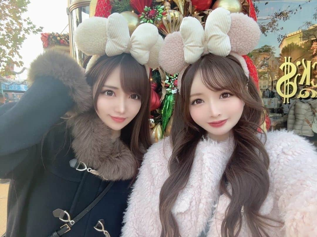 希咲みらいさんのインスタグラム写真 - (希咲みらいInstagram)「disney sea久々で楽しかった🎅🏻🎀  #新宿 #歌舞伎町 #六本木 #北新地 #すすきの #大阪ミナミ #中洲 #キャバ嬢 #キャバクラ #ラウンジ #kabukicho  #disneysea #ディズニーシー #ディズニーコーデ #disney #ディズニーカチューシャ #ディズニー #東京ディズニーシー  #クリスマスディズニー #christmas #herlipto #舞浜」12月19日 20時58分 - mirai_713