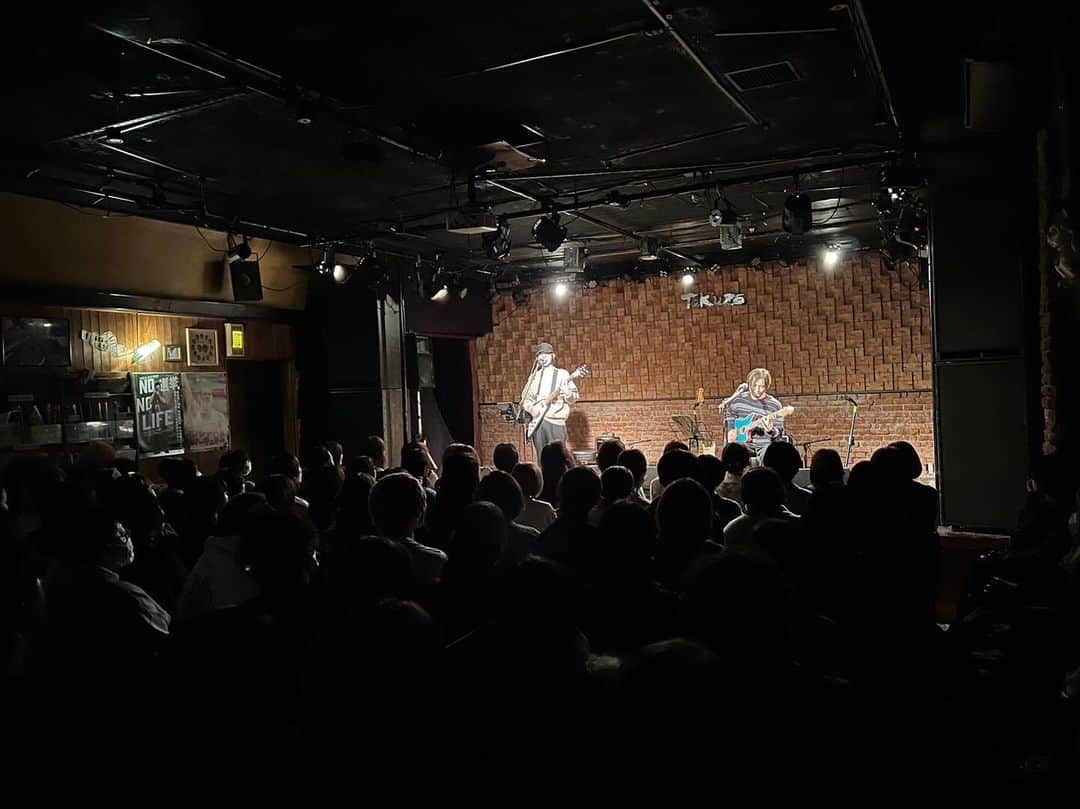 木下理樹のインスタグラム：「名古屋から朝に帰宅｡ありがとうございました♪残すは今週末の横浜/上野公演！楽しみです♪😌」