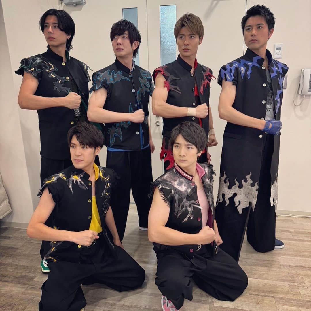 本田剛文さんのインスタグラム写真 - (本田剛文Instagram)「"超Idol Fes" 渾身のライブぶちかましてきました！  #XEED さん、#BUDDiiS さん、#スパドラ さん、後輩の#カラフルダイヤモンド  5組が次々とパフォーマンスを披露する激アツイベント！ ここに新曲『ヴーカ・ヴーカ〜恋の筋肉〜』をぶつけてきました！この気合いと情熱を感じていただけただろうか！感想もお待ちしてます！  お客様と、共演グループの皆様、関係各位、そして応援してくれた全ての方々に！心から感謝です！  #ヴーカヴーカ恋の筋肉  #ボイメン #本田剛文」12月20日 21時56分 - boymen_honda