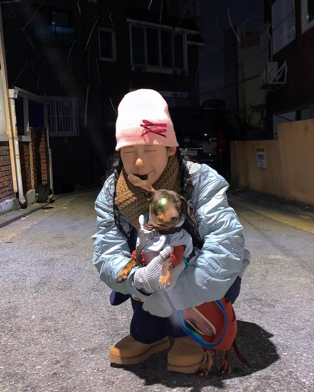solsolのインスタグラム：「너만 강아지 없어🫵🏻🫵🏻🫵🏻😉🫵🏻🫵🏻🫵🏻」
