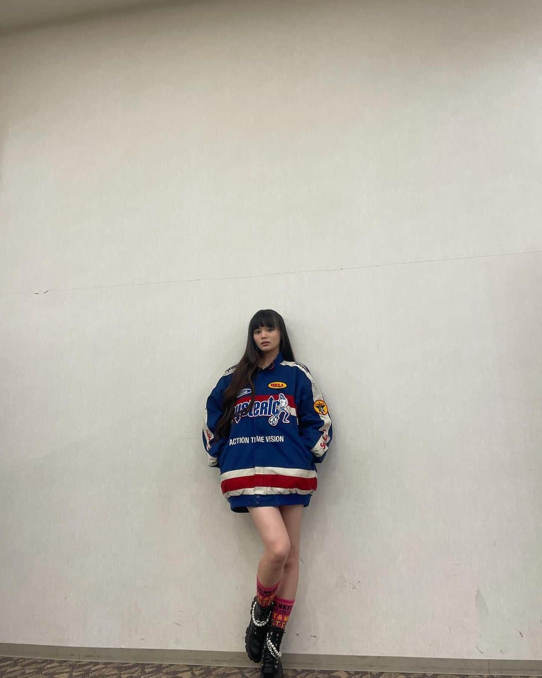 原田都愛さんのインスタグラム写真 - (原田都愛Instagram)「Today's clothes🔵🔴 新しい上着！ この上着はワンピースでナチュラルに着るのが一番好き！ #hystericglamour」12月20日 17時14分 - girls2_toa_official