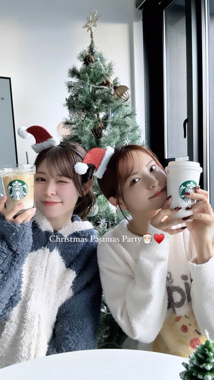 工藤はるかのインスタグラム：「寒くなってきてやっと着れるポケモンパジャマで ひなちゃん @hinako_0525 とクリスマスパーティー🎅🏻♥️  楽しかった〜〜🎄🫶🏻✨  カビゴン×ぴかちゅ」