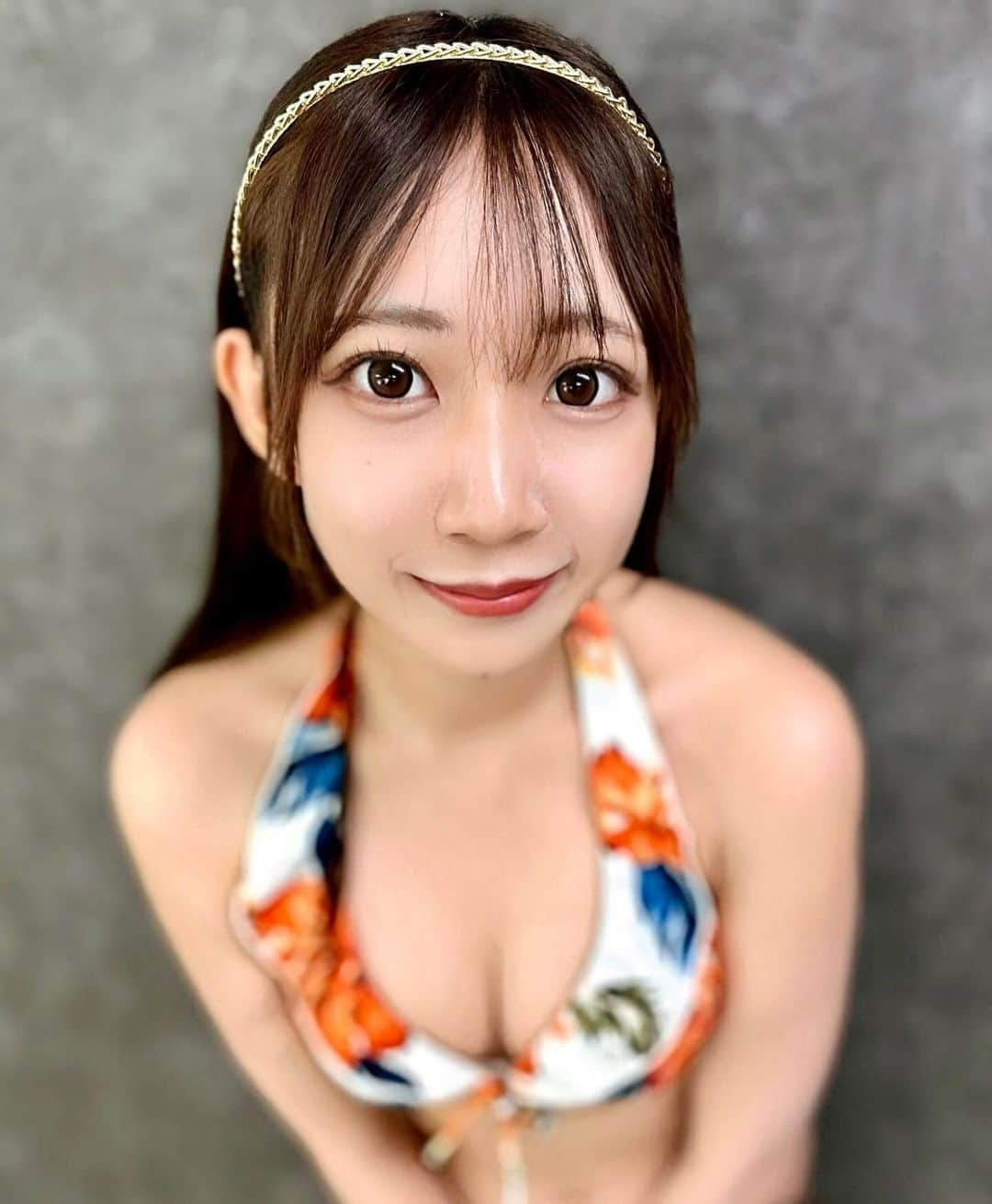 林歩楓さんのインスタグラム写真 - (林歩楓Instagram)「じー👀  #グラドル #グラビア #グラビアアイドル #グラビアモデル #グラドル自画撮り部 #水着 #撮影会 #撮影 #アイドル #モデル #gravure #写真 #水着 #gravureidol #gravuremodel #japanese #japanesegirl #japan #インスタグラビア #ビキニ女子 #sexy #style #カメラマンさんと繋がりたい #カメラマン募集 #カメラ好きな人と繋がりたい #撮影会の女神さま #撮影会モデル #林歩楓」12月20日 21時10分 - ayu1201yashi