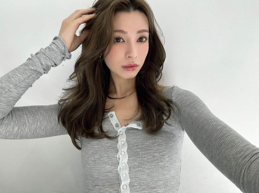 ホルトえみりさんのインスタグラム写真 - (ホルトえみりInstagram)「🌙」12月20日 21時10分 - _emily0801