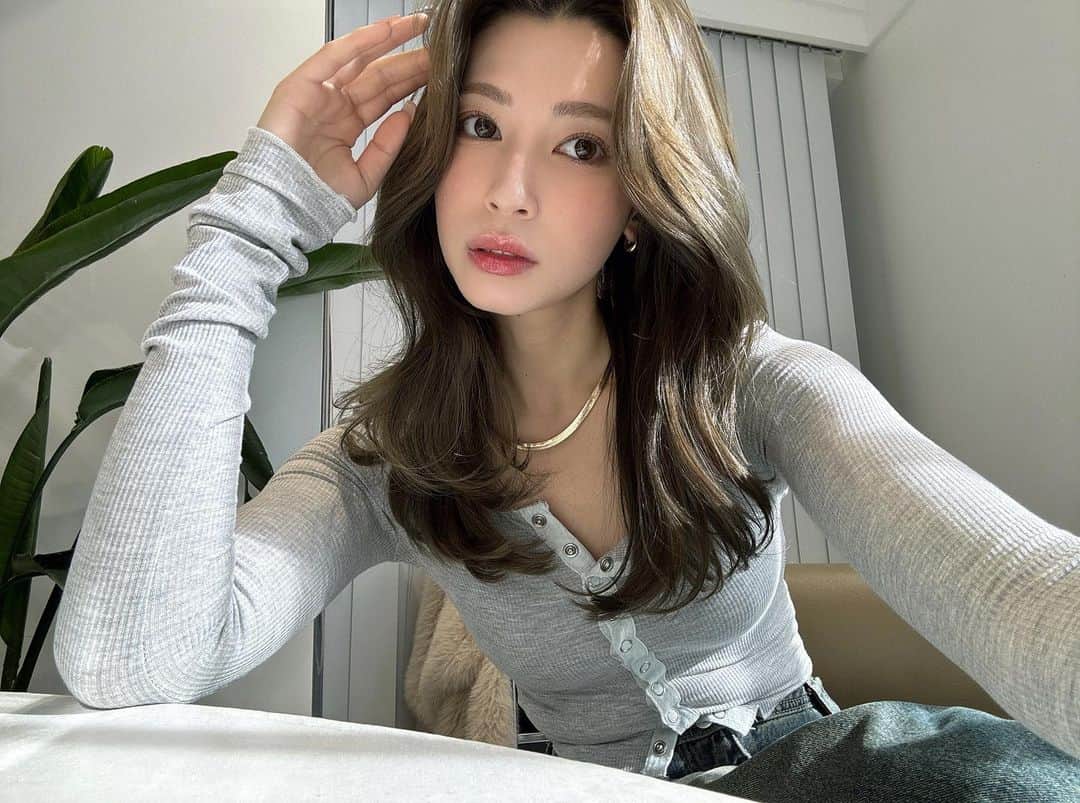 ホルトえみりのインスタグラム：「🌙」