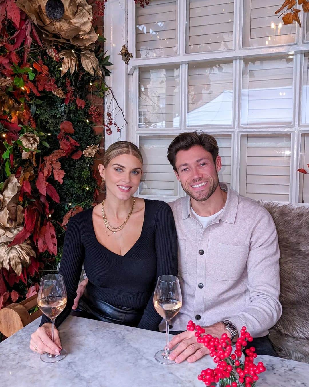 Ashley Jamesさんのインスタグラム写真 - (Ashley JamesInstagram)「Our second date since March. 💏  Today Tommy and I went on a day date. It's our first date since we went out on his birthday back in September.   We went to a really cute festive restaurant called Dalloway Terrace - I ate carpaccio and risotto and the food was so nice. The bar there made me want our next house to be pink again!  Can I be honest about something?  I feel like often on social media, parenthood looks effortless.   I remember when I was pregnant with Alf, thinking our relationship would never change because we're equal!  But the truth is, change is inevitable.   People tell you to make time for each other when you have kids, - but it's easier said than done when you're busy, tired, breastfeeding, or touched out. Or when going out together costs money because you need to get childcare (on top of the childcare you need in the day to be able to work).   Anyway, my point is, for us: dates are rare. Very rare.  It's been interesting having a second baby because in some ways we're more experienced to be able to navigate a newborn and so we're better prepared. Like having separate beds - I figured when Ada only needs me to breastfeed there's no point in us both being tired - especially with a toddler - and actually it works well for us.  But because it's our second it feels even longer since we've been just us. It's hard for things not to be about logistics.  Sometimes I wish we'd had longer together before kids. Just Tommy and I.   But I'd never want to change things or the people we've created.   And actually what's really interesting is that all my friends in relationships who have kids have gone through the same conversations and changes as we have - whether they've been together a month or decade.   We've fit a lot into the last almost 4 years (can you believe we've only been together 4 years and have 2 babies?). We promised each other an adventure when we first met - and it's been one hell of an adventure.   To everyone in the thick of it right now, were right there with you! ❤️ We actually recorded a podcast about this time last year about our relationship and how it's changed since kids!  📍 Dalloway Terrace」12月21日 6時47分 - ashleylouisejames