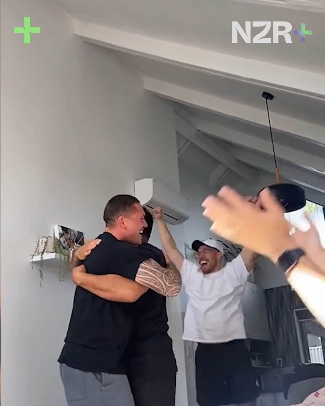 All Blacksのインスタグラム：「Who could forget this moment? 🤩  Check out how fans across the world celebrated the quarterfinal win over Ireland for free on NZR+ 👉 Link in bio  #AllBlacks」