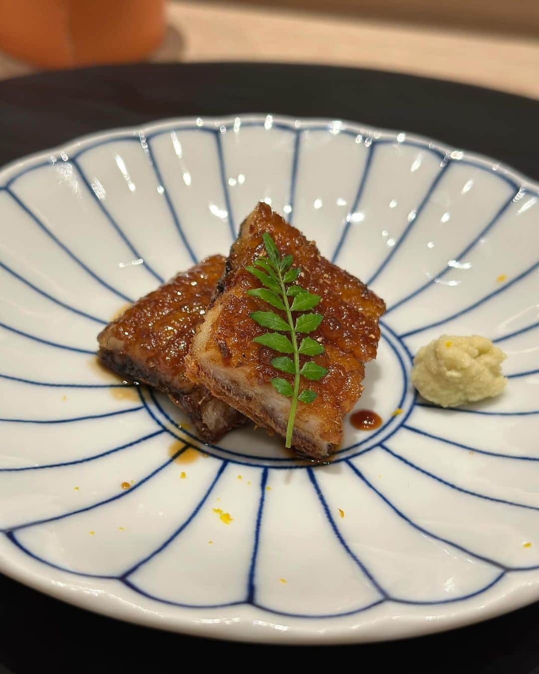 Laila Boonyasakさんのインスタグラム写真 - (Laila BoonyasakInstagram)「I love omakase 🍣 @sushimitora」12月22日 14時16分 - chermarn