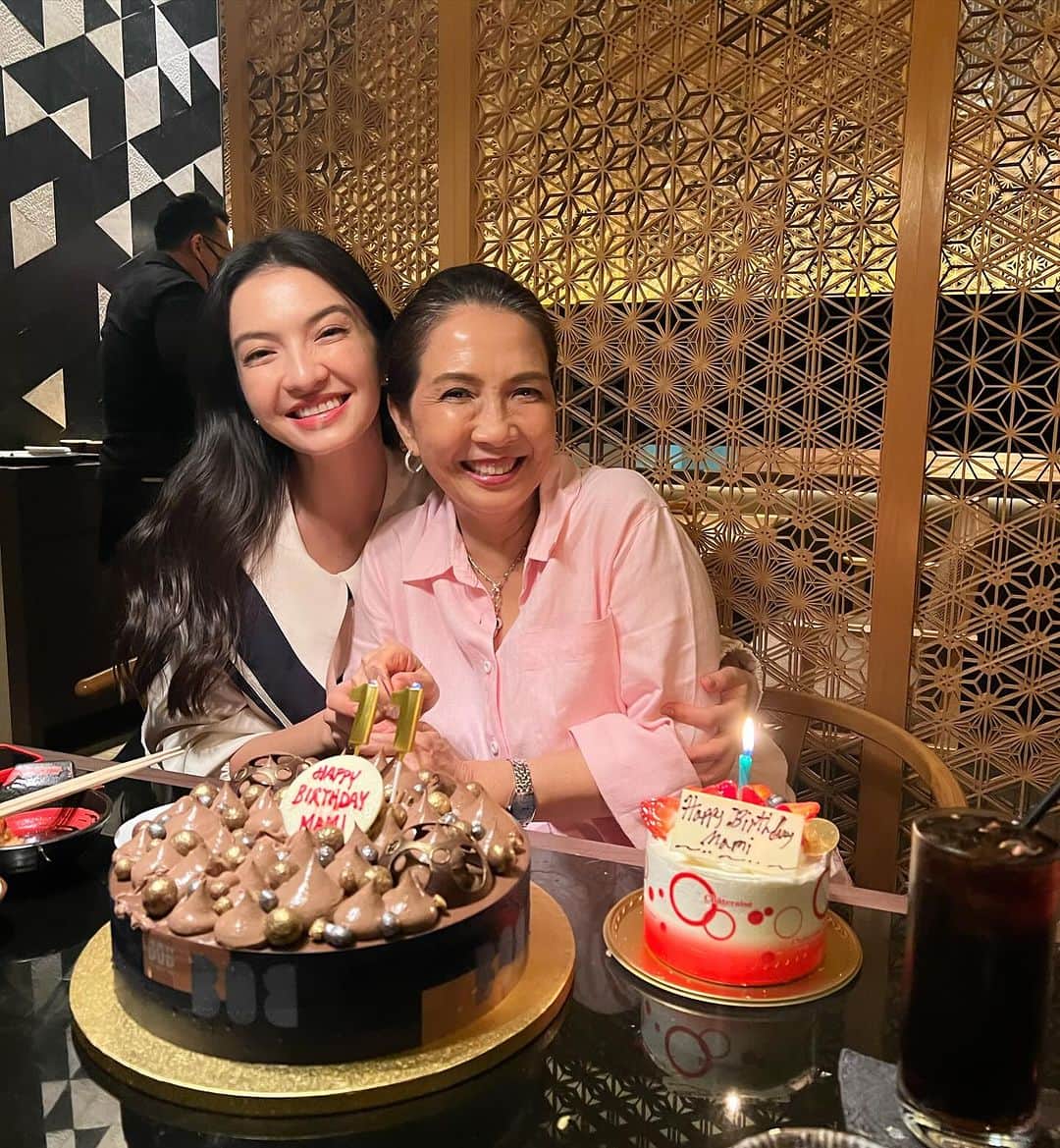 ラライン・シャーさんのインスタグラム写真 - (ラライン・シャーInstagram)「Happy Mama's day!  What a year of adventures with you🥰」12月22日 16時43分 - ralineshah