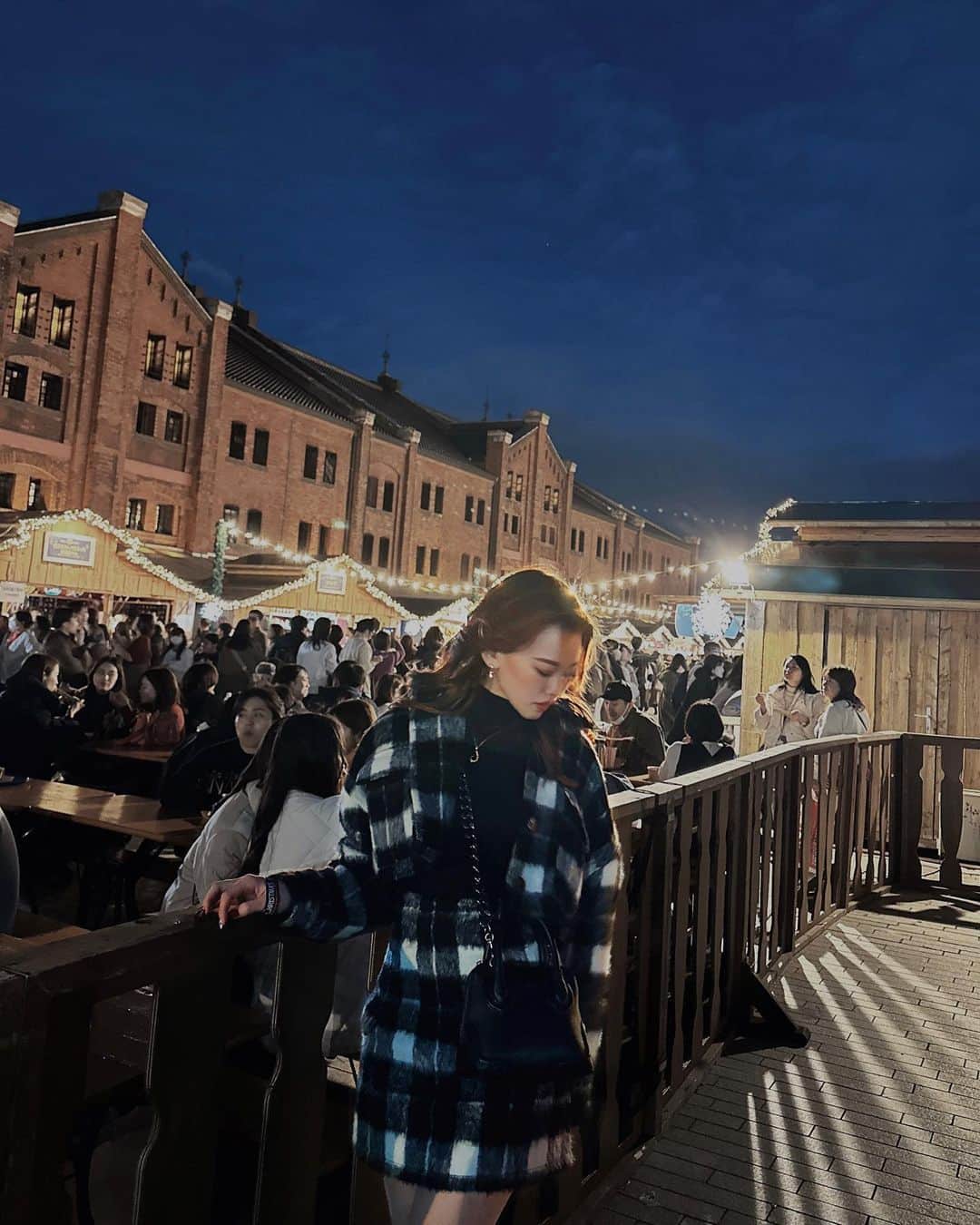 NANAMIさんのインスタグラム写真 - (NANAMIInstagram)「Christmas market🎄  念願のクリスマスマーケット!!✨ 2年前に行ったときはコロナ禍で事前予約が必要で💦  クリスマスマーケットに着てこ〜！！って決めてた @diante.official のセットアップ!! やっと着れた🤭💕  #christmasmarket #christmas #ootd #ootdfashion #diante #diante_style #setup #クリスマスコーデ #クリスマスマーケット #デートコーデ #赤レンガ倉庫 #横浜クリスマスマーケット #イルミネーション #instagood #instagram #instalike」12月22日 17時07分 - nanami.kido_0328