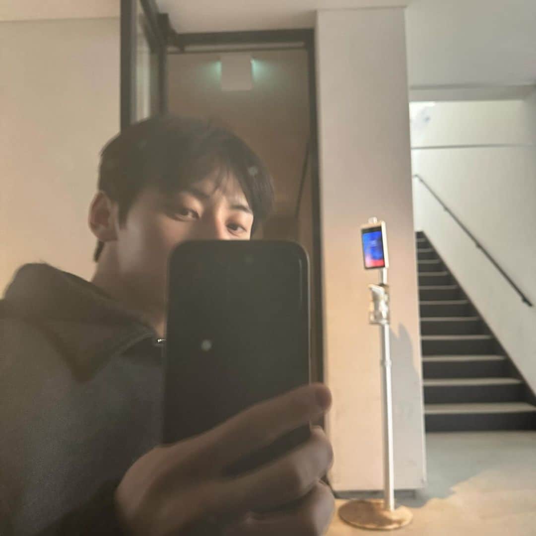 ミンヒョン さんのインスタグラム写真 - (ミンヒョン Instagram)「東京。」12月22日 17時56分 - optimushwang
