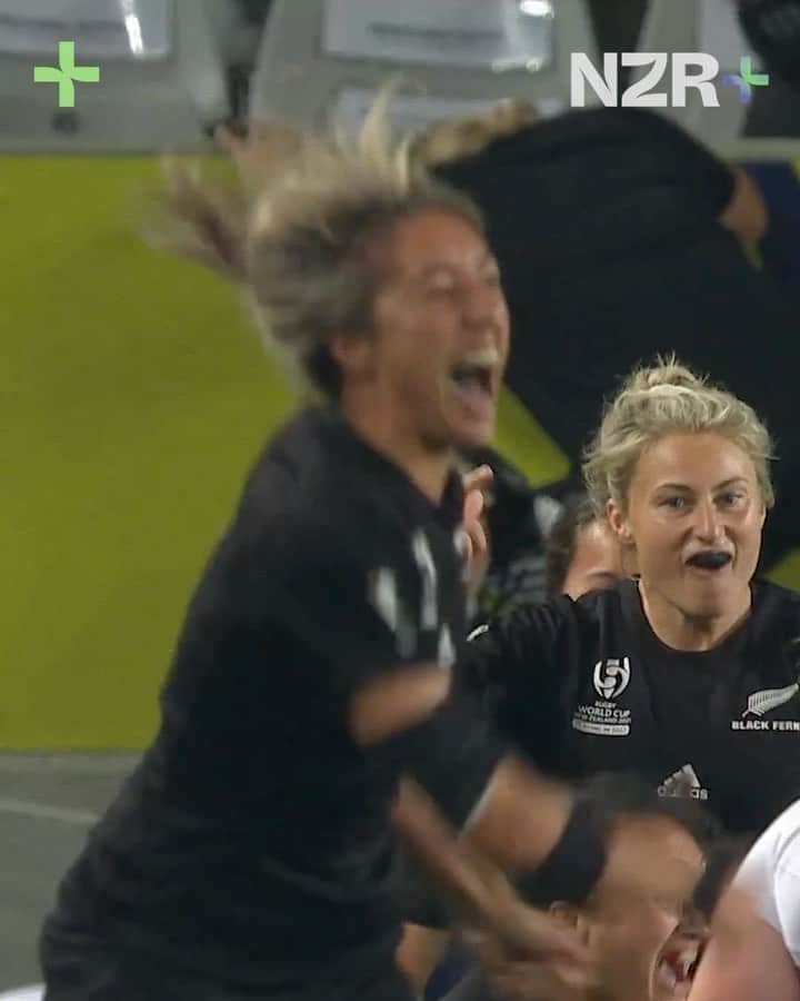 All Blacksのインスタグラム：「Black Ferns a Redemption 😤  Find out how the Black Ferns went from underdogs to producing one of the greatest upsets in Rugby World Cup history 🏆  Watch for free on NZR+ 👉 Link in bio  #AllBlacks」