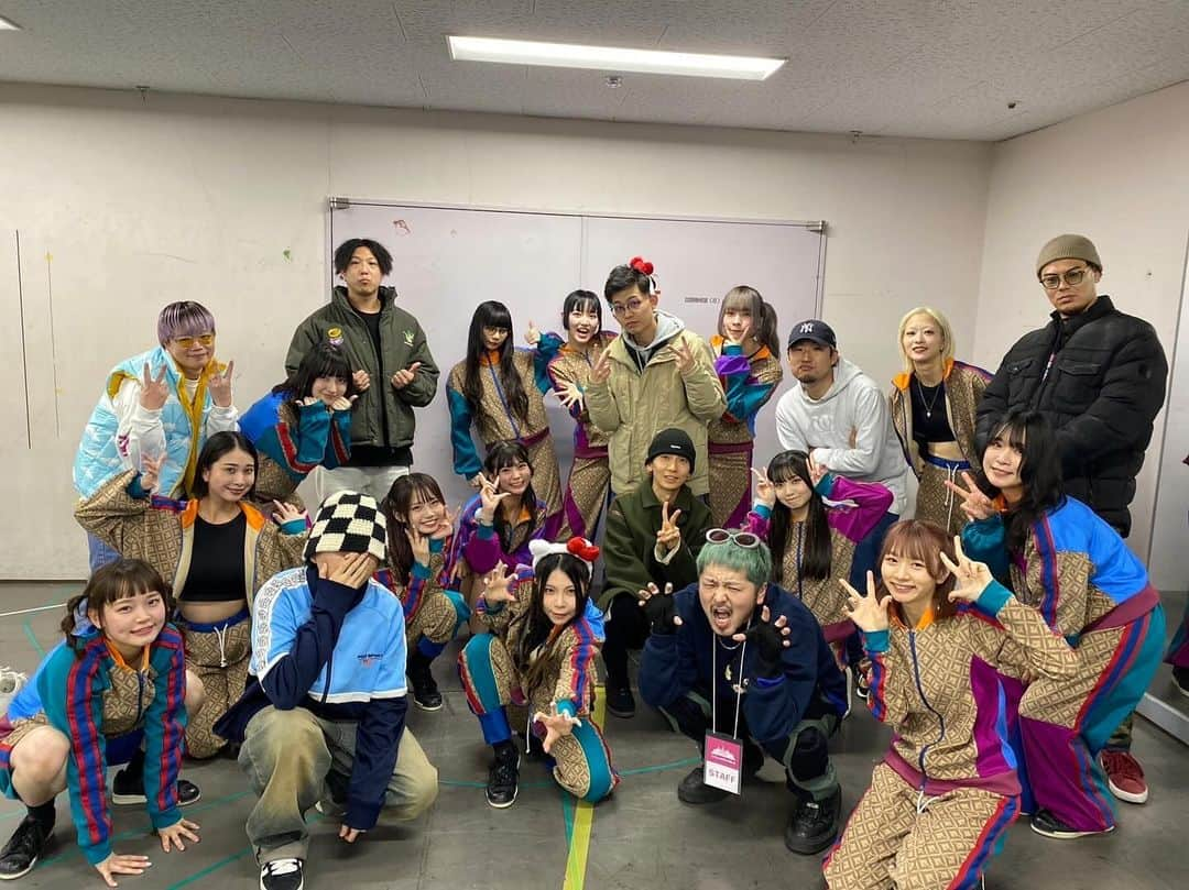 梅田サイファーさんのインスタグラム写真 - (梅田サイファーInstagram)「23/12/23 at サンリオピューロランド "GANG PARADE SAY HELLO!2MAN"  🎤LIVE SET 1 KING 2 かまへん 3 PARTY 4 マジでハイ 5 ビッグジャンボジェット 6 BE THE MONSTER 7 Show Must Go On 8 梅田ナイトフィーバー19'  #梅田サイファー #GANGPARADE」12月24日 0時20分 - umedacypher_official