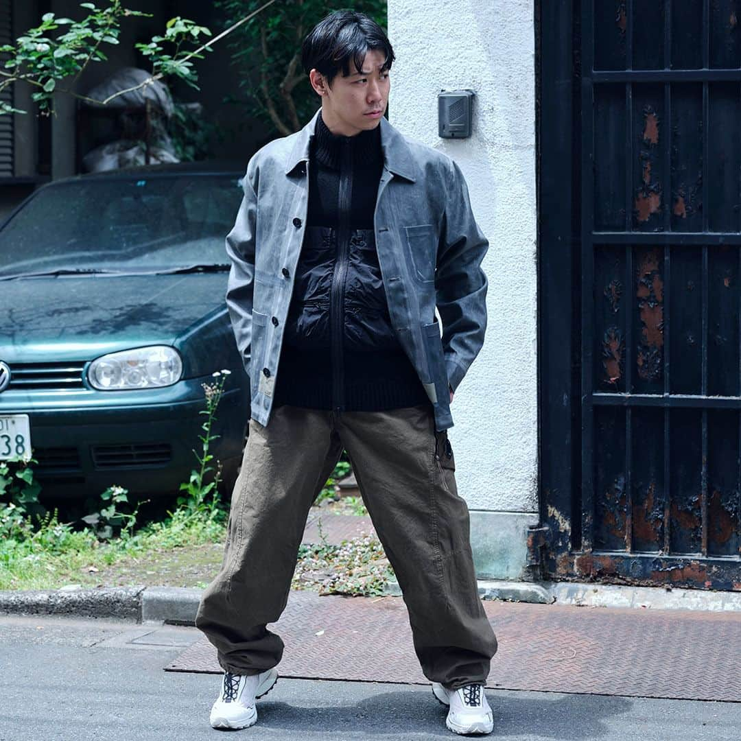 シーピーカンパニーさんのインスタグラム写真 - (シーピーカンパニーInstagram)「The search for an aesthetic capable of incorporating lived-in looks, military workwear references and experimental technologies is part of the DNA of C.P. Company and the TOOB's capsule.   Check out TOOB's unique items at the link in the bio.  Photography @ryoheiambo Styling @rxixkxux Model @nariaki0296 Hair-make @umebooo」12月24日 1時00分 - cp_company_official