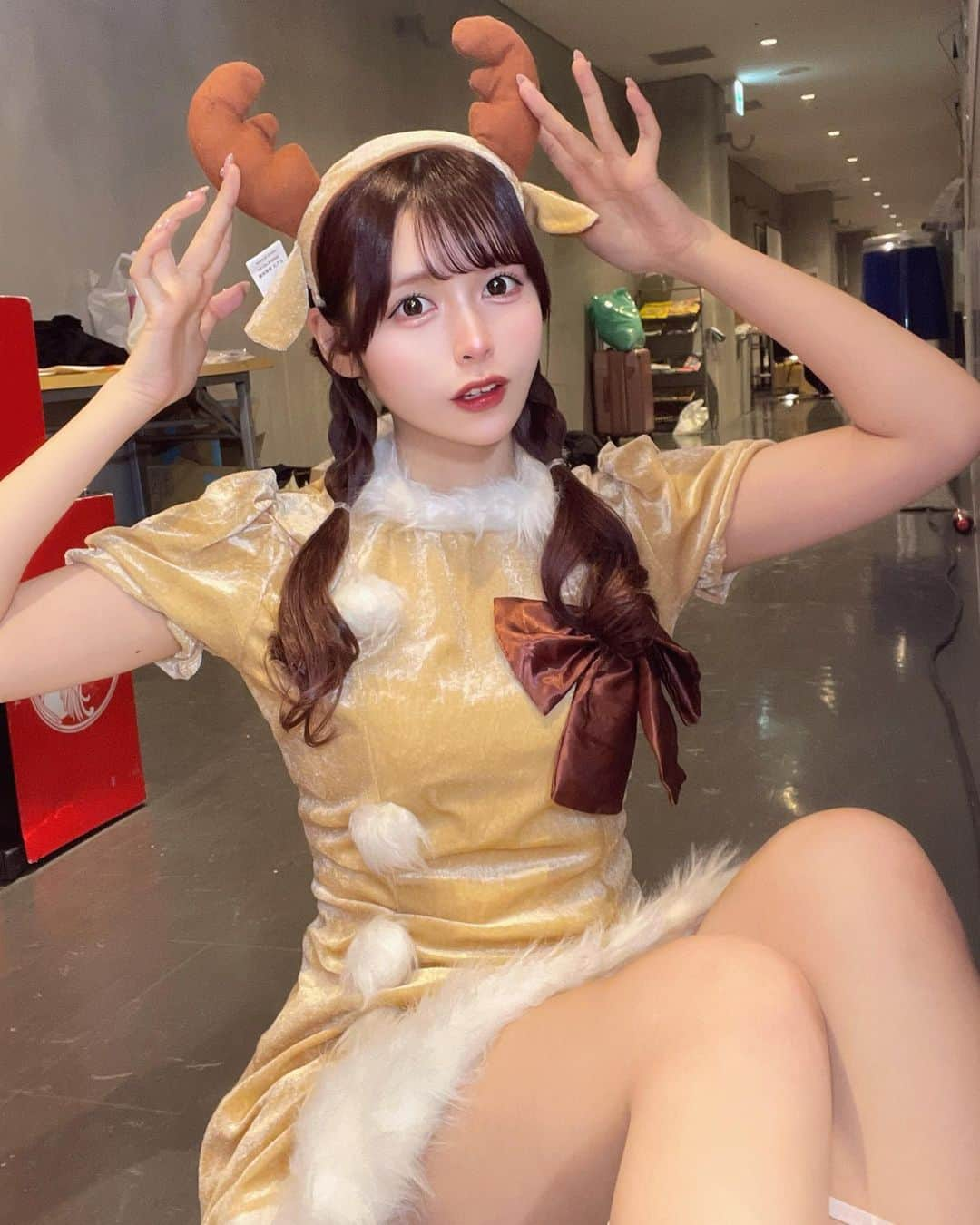 水瀬ぴあのさんのインスタグラム写真 - (水瀬ぴあのInstagram)「‪𓂃 𓈒𓏸◌‬  乗ってきな🦌  ‪𓂃 𓈒𓏸◌‬」12月23日 19時19分 - piano_nonfic