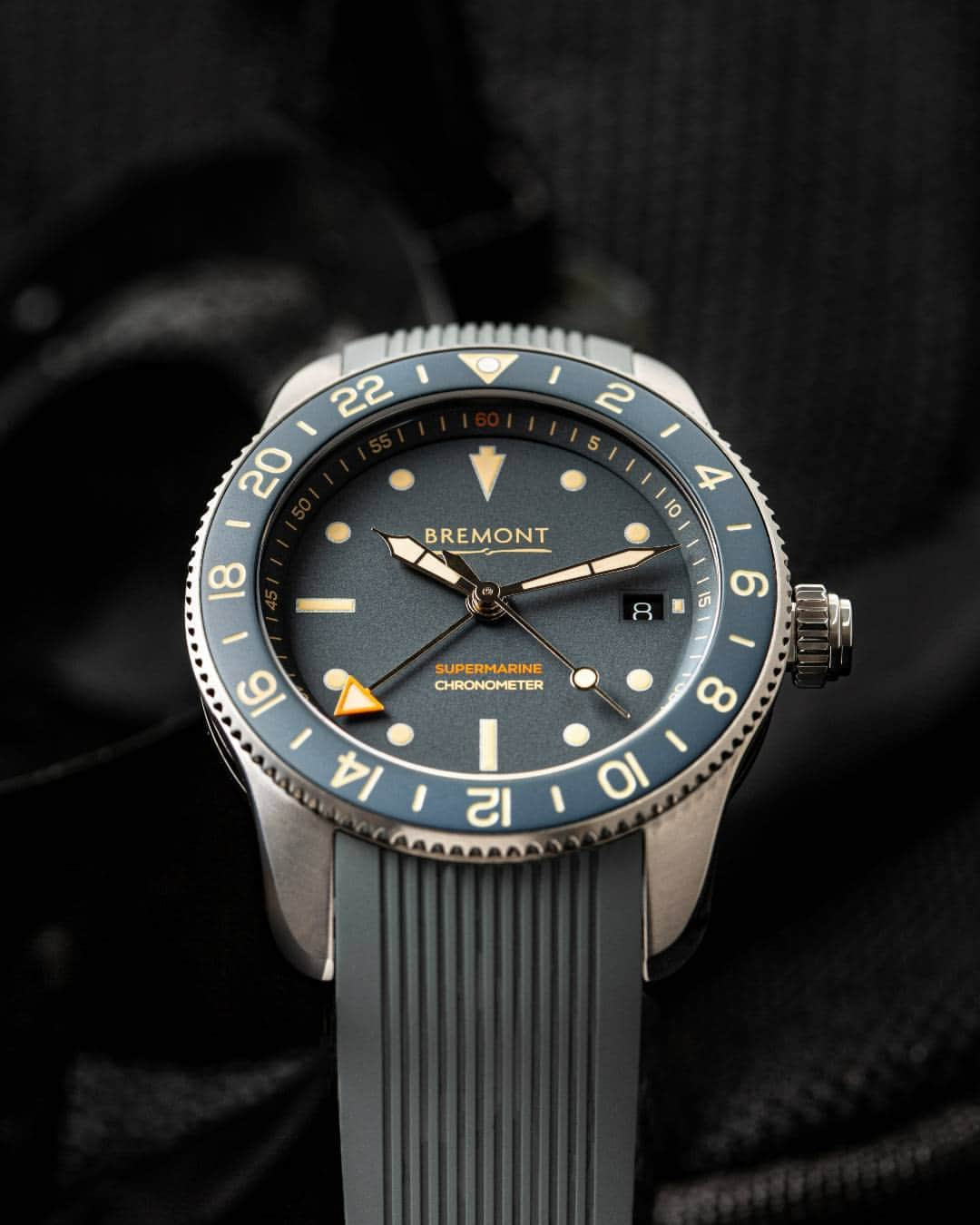 ブレモンさんのインスタグラム写真 - (ブレモンInstagram)「The Supermarine Ocean: A limited edition dive watch, supporting marine conservation 🦈  Find out more at the Link-in-Bio 🔗  #TakeitFurther #SupermarineOcean #Supermarine #S302 #Watches #Bremont #Toolwatch #Divewatch #adventure」12月23日 20時00分 - bremontwatches