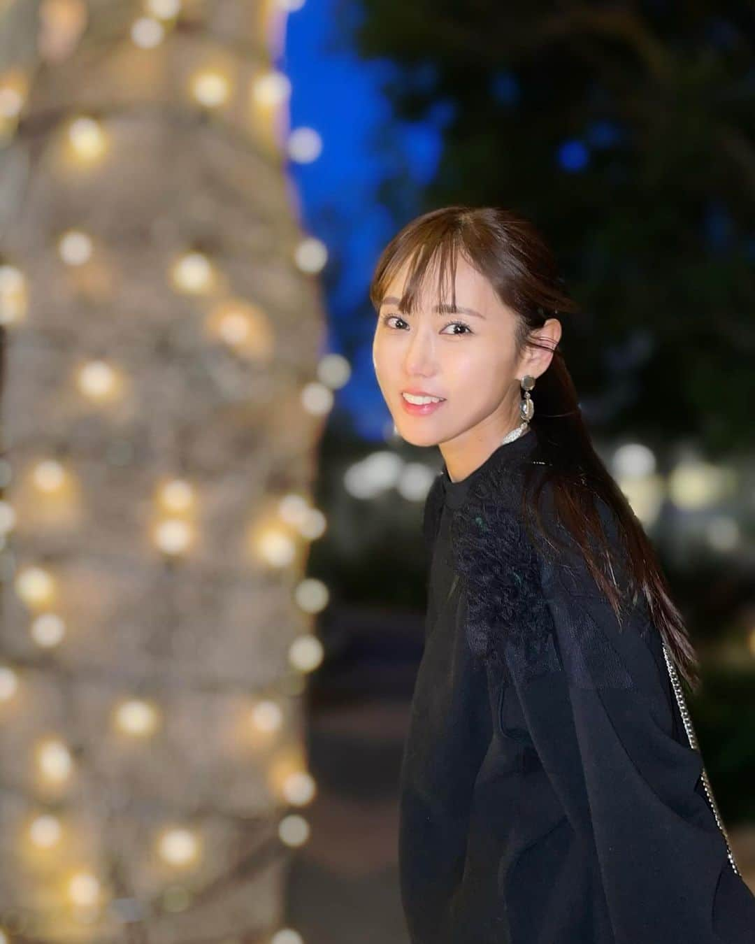 唐沢美帆のインスタグラム：「🌲✨  明日は…  TRUE Official Fan Club ことだま結び 会員限定 「 TRUE Christmas Party！」  【配信日時】12/24（日）20:30〜 true-singer.com/contents/700489  もちろん無料◎ 一年を振り返りつつ クリスマスソングをカバー曲も含めて 何曲かお届けしようと思っています 一緒に乾杯しようねー！🥂  #TRUEさん #唐沢美帆 #ことだま結び #anime #anisong  #アニメソング」