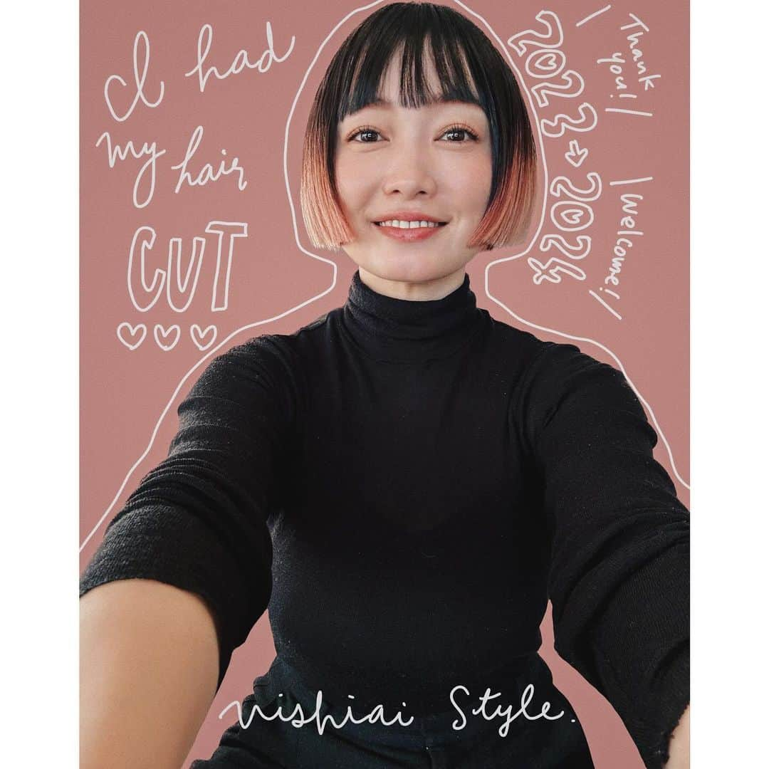 西田あいさんのインスタグラム写真 - (西田あいInstagram)「♡ 年内、カット納め💇🏻‍♀️  ハイネックのお洋服を着ることが本当に多いので 首まわりスッキリなミニボブに♡ 前髪もぱつっとカットに戻した♡  気持ちよく、年末年始を迎えられそうです♡  #ニシアイスタイル  #ニシアイコーデ #ニシアイアート#ニシアイネイル #ニシアイメイク#西田ヘア #150cmコーデ #sサイズコーデ #30代ファッション #30代メイク #30代コーデ #30代ヘアスタイル #ミニボブ #ショートボブ #大人ショート #ファッションイラスト #毎日コーデ #ファッションスナップ #グラデーションボブ #グラデーションカラー #いらすとぐらむ #illustrate #illustagram #イラストグラム #おえかき #らくがきアート #プロクリエイト #procreate #おしゃれさんと繋がりたい #西田あい」12月24日 10時23分 - nishidaai