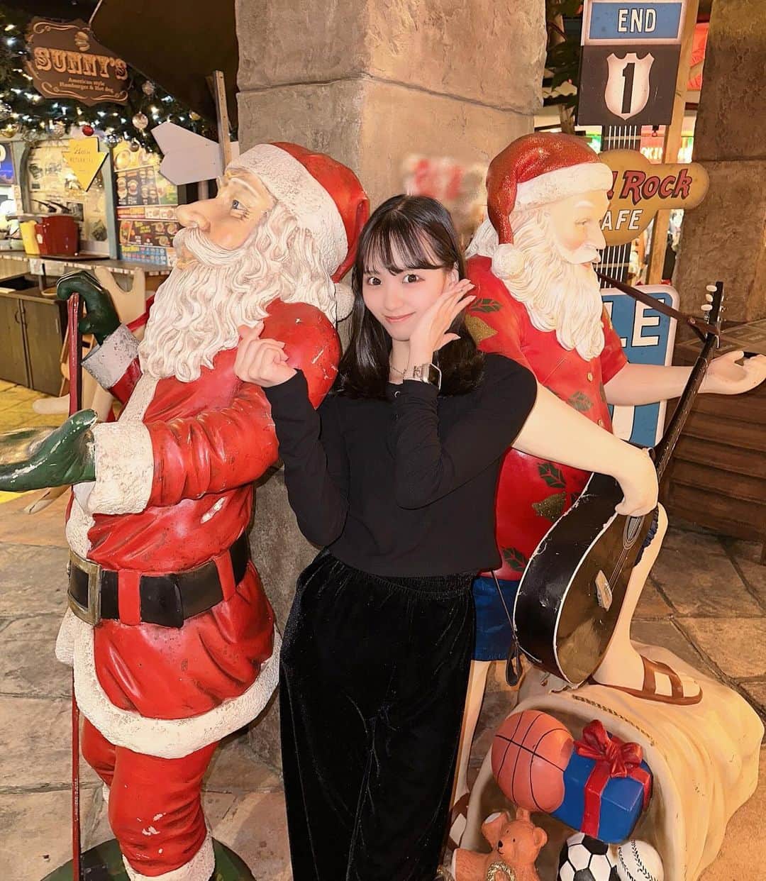 末永桜花さんのインスタグラム写真 - (末永桜花Instagram)「𓂃𓈒𓏸 ⁡ ･ ･ ⁡ 𝑴𝒆𝒓𝒓𝒚 𝑪𝒉𝒓𝒊𝒔𝒕𝒎𝒂𝒔 𝒆𝒗𝒆 ... ❤️🎄 ⁡ ･ ･ ⁡ #クリスマス #メリークリスマス #christmas」12月24日 11時21分 - ouka_ske0226