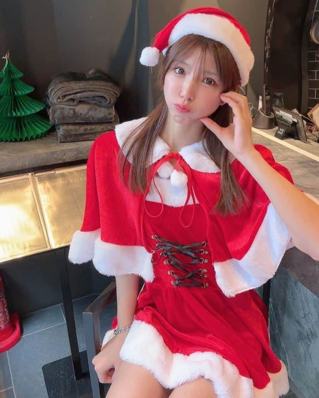 夏本あさみのインスタグラム：「お料理サンタさん🎅💖」